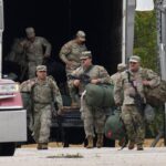 US National Guard troops arrive in Illinois as Trump escalates crackdown 